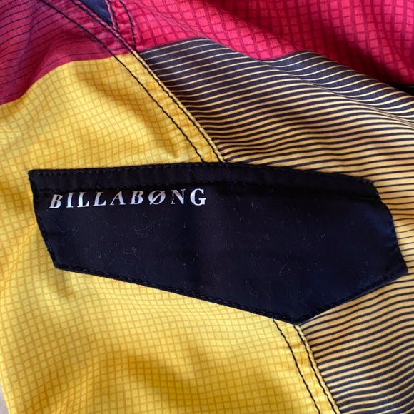 Billabong Swimming shorts (Brand new) - Picture 3 of 3